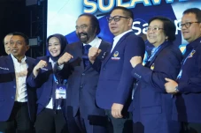 Tutup Rakernas di Makassar,...