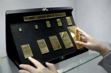 Harga Emas Antam Hari...