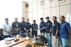 200 Sumur Minyak Tua...