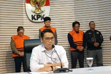 KPK Tetapkan Dirut Inhutani...