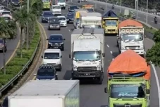 Pengusaha Keluhkan Pembatasan...