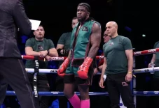 Adeleye Ancam Merobohkan,...