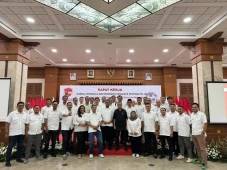 Guruh Tirta: Sepakbola...