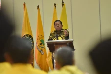 Golkar Akan Mengawal...