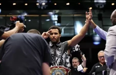 Oleksandr Usyk vs Moses...