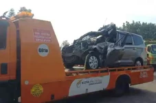 Kecelakaan Maut Mobil...