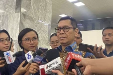 Ralat Ucapannya, Pimpinan...