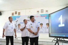 Bobby Nasution Luncurkan...