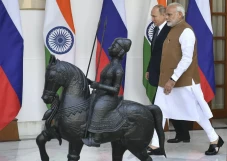 Diancam Sanksi AS, India...