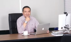 Content Creator Kini...