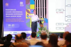 Mentan Amran Minta Masyarakat...