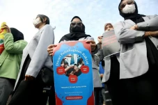 Respons Demo 25 Agustus...
