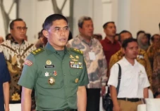 Profil Mayjen TNI M...