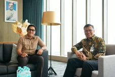 Andai Tau Duluan, Andre...