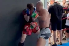 Conor McGregor Hajar...