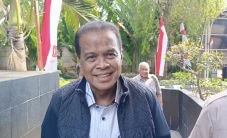 Dicegah ke Luar Negeri...