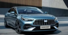 Geely Starshine Diluncurkan,...
