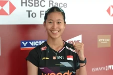 Putri KW Girang Lolos...