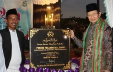 Menag Resmikan Pesantren...