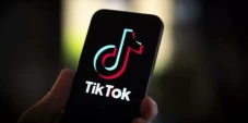 Fitur Live TikTok dan...