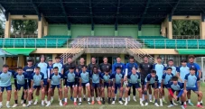Taiwan Turunkan Pemain...