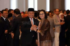 Rupiah Sempat Sentuh...