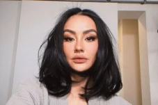 Agnez Mo Sindir Anggota...