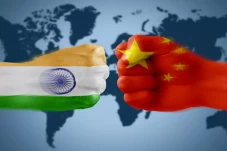 India Akan Menggerakkan...