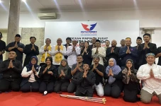 Plt Sekjen Perindo AYP...