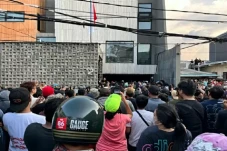 32 Barang yang Dijarah...