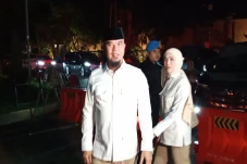 Anggota DPR Fraksi Gerindra...