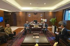 Usai Menlu, Tim Hukum...