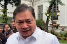 Menko Airlangga Menanggapi...