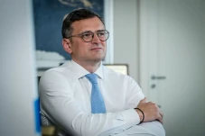 Eks Menlu Ukraina Akui...