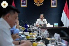 Profil Pendidikan Luhut...