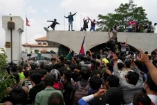 Generasi Z Nepal Tuntut...