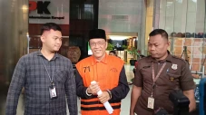 Noel Ebenezer Pakai...