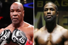 Duel Mike Tyson vs Floyd...