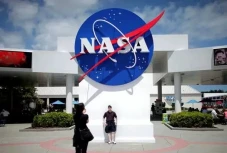 NASA Larang Warga China...
