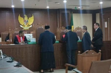 Sidang Gugatan Ijazah...