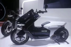 Honda Bakal Kasih Kejutan...