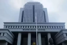 DPR Putuskan Hasil Fit...