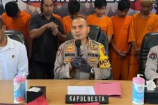 Profil Kombes Mustofa,...