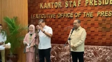 Serahkan Jabatan Kepala...