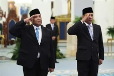 Jadi Wamenaker Menggantikan...