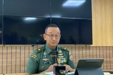 2 Prajurit Kopassus...
