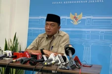 Istana Minta Pejabat...