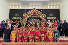 Kolaborasi Seni dan...