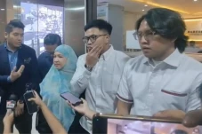 Bigmo dan Resbob Minta...