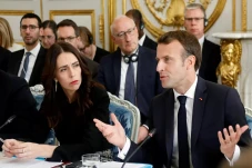Jacinda Ardern: Genosida...